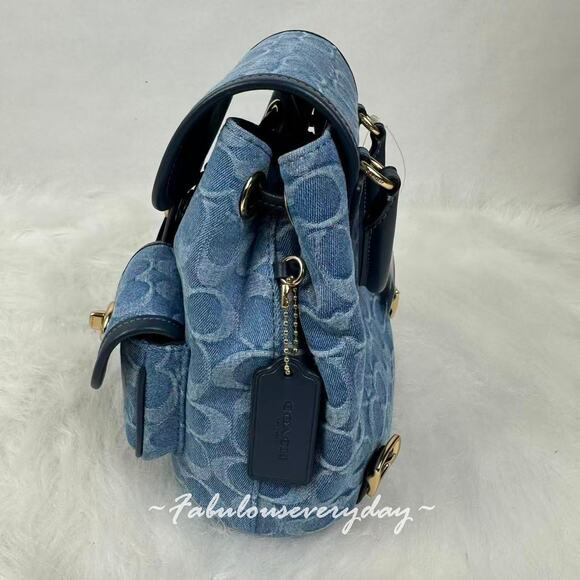 Coach Hadley Backpack In Signature Denim Gold/Indigo CDB95 NWT - Picture 3 of 10